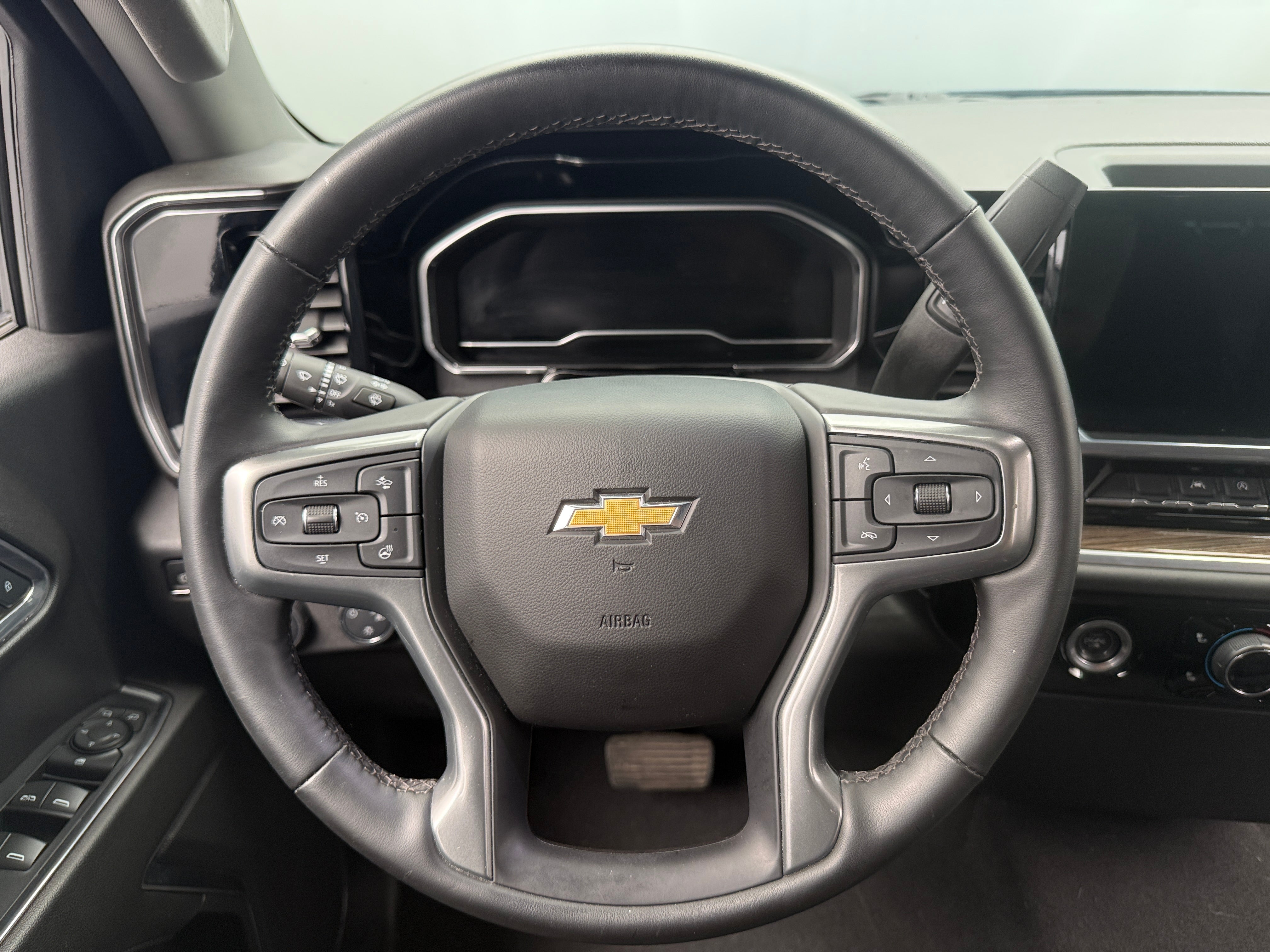 chevrolet silverado 1500 2024 1GCPDKEKXRZ280317 image chevrolet silverado 1500 2024 1GCPDKEKXRZ280317 image